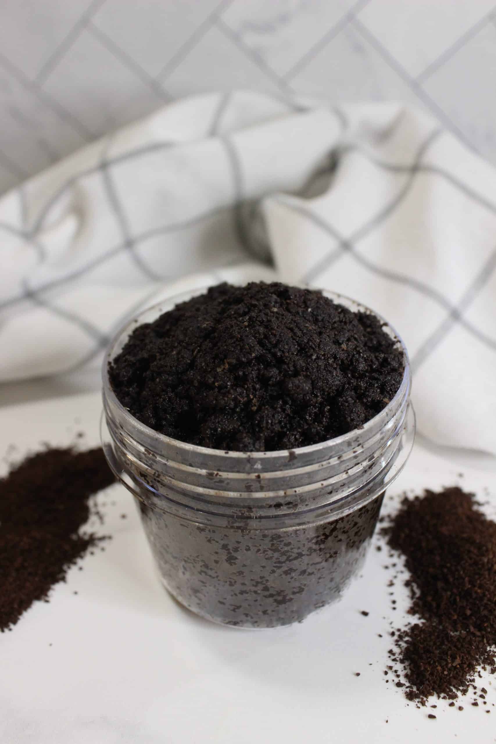 natural homemade coffee scrub for exfoliation