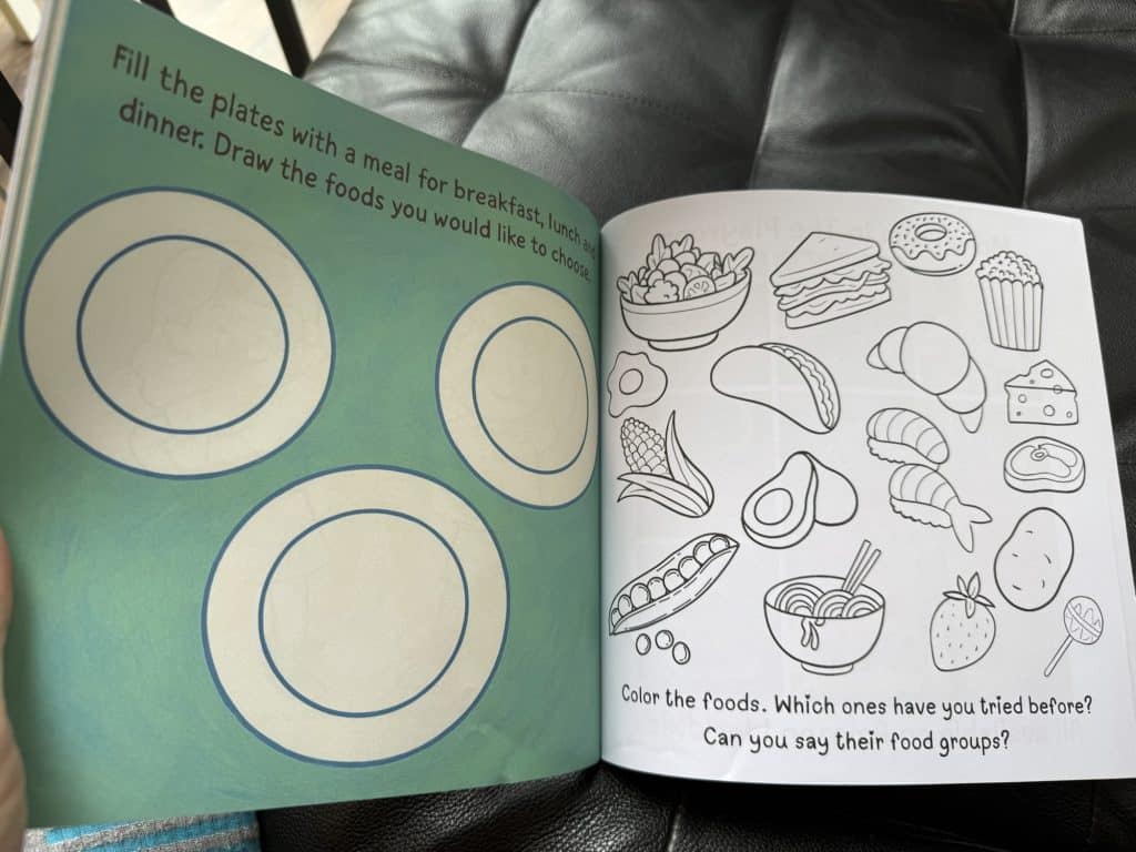 fill the plate with meal for breakfast lunch and dinner